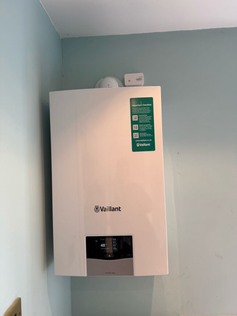 Remastered Vaillant ecoTEC 30kw boiler system